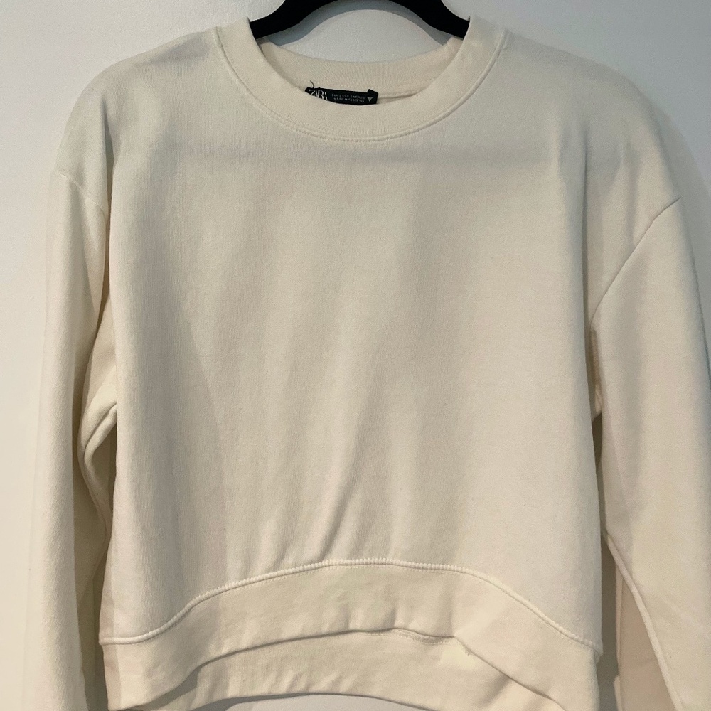 ZARA Cream Sweatshirt